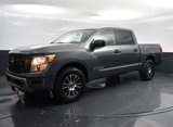 Used 2023 Nissan Titan SV image 2