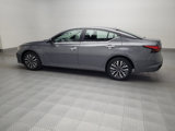 Used 2024 Nissan Altima 2.5 SV image 3