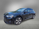 Certified 2024 Audi Q8 e-tron Premium image 4