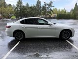 Used 2018 Alfa Romeo Giulia image 4