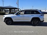 New 2025 Jeep Grand Cherokee Limited w/ Black Appearance Package image 4