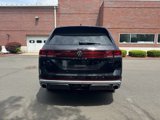 New 2025 Volkswagen Atlas Peak Edition SE image 4