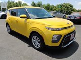 Used 2020 Kia Soul LX image 2