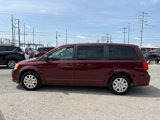 Used 2017 Dodge Grand Caravan SE image 3