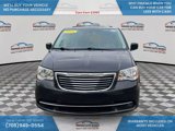 Used 2016 Chrysler Town & Country Touring image 2