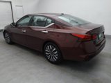 Used 2024 Nissan Altima 2.5 SV image 3