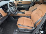 New 2025 Nissan Pathfinder Platinum image 3