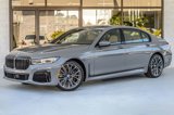 Used 2022 BMW 740i w/ M Sport Package image 2