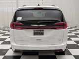 New 2025 Chrysler Pacifica Pinnacle image 5