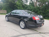 Used 2010 Ford Taurus SEL image 4