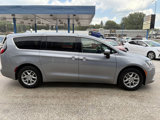 Used 2020 Chrysler Voyager LX image 5