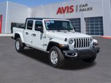 Used 2023 Jeep Gladiator Sport image 3