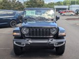 New 2025 Jeep Gladiator Sport image 2