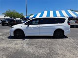 New 2024 Chrysler Pacifica Select w/ Uconnect Theater Family Group image 6