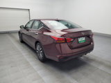 Used 2023 Nissan Altima 2.5 SV image 5