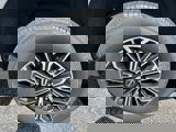 New 2025 Nissan Armada SL image 5