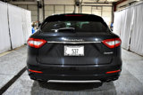 Used 2017 Maserati Levante w/ Luxury Package image 5