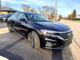 Used 2021 Volkswagen Passat 2.0T SE image 3