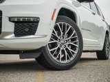 New 2025 Jeep Grand Cherokee L Summit image 5