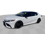 Used 2022 Toyota Camry XSE image 3
