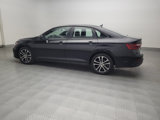 Used 2023 Volkswagen Jetta Sport image 3