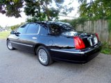 Used 2001 Lincoln Town Car Cartier L image 4