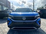 Used 2022 Volkswagen Taos SE w/ Panoramic Sunroof Package image 2