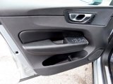 Used 2018 Volvo XC60 T5 Momentum w/ Vision Package image 5