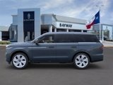 New 2025 Lincoln Navigator Reserve image 3