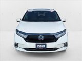 Used 2024 Honda Odyssey Touring image 2