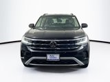 Used 2023 Volkswagen Atlas SE image 2