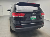 Used 2017 Kia Sorento LX image 6