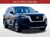 New 2025 Nissan Pathfinder SL image 4
