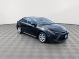 Used 2022 Toyota Corolla LE image 3