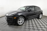 Certified 2025 Porsche Macan image 2