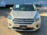 Used 2017 Ford Escape SE w/ SE Cold Weather Package image 2