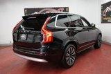 Used 2022 Volvo XC90 T6 Momentum image 2