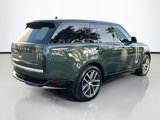 Used 2025 Land Rover Range Rover Autobiography image 4