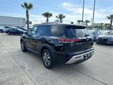New 2025 Nissan Pathfinder SL image 4