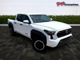 Used 2024 Toyota Tacoma TRD Off-Road image 6