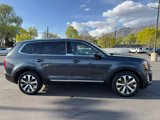 Used 2022 Kia Telluride EX w/ EX Premium Package image 3