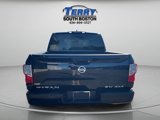 Used 2022 Nissan Titan SV image 6