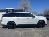 Used 2024 Cadillac Escalade ESV Sport Platinum image 3