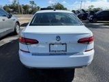 Used 2022 Volkswagen Passat 2.0T SE image 4