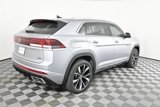 New 2025 Volkswagen Atlas Cross Sport SEL Premium R-Line image 4