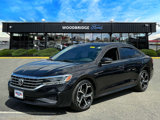 Used 2021 Volkswagen Passat 2.0T R-Line image 2