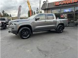 Used 2023 Nissan Frontier SV image 4