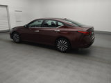 Used 2024 Nissan Altima 2.5 SV image 3