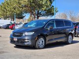 New 2025 Chrysler Pacifica Select image 4