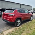 Used 2025 Jeep Compass Limited image 4